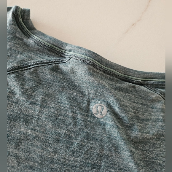 LULULEMON Another Mile Short Sleeve Running Shirt Green Size 10? - Picture 7 of 12
